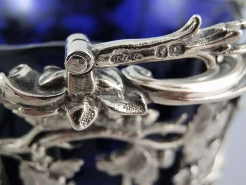 Victorian silver glit sugar basket, Barnard Brothers 1844