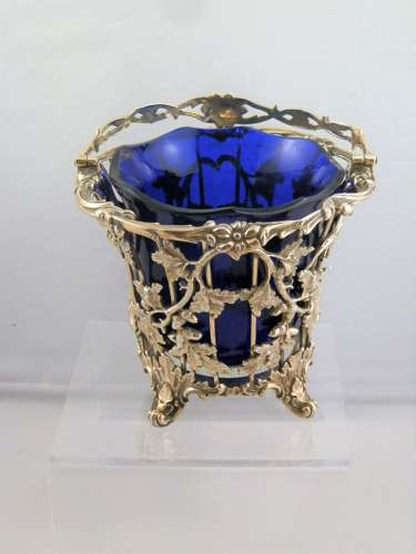 Victorian silver glit sugar basket, Barnard Brothers 1844