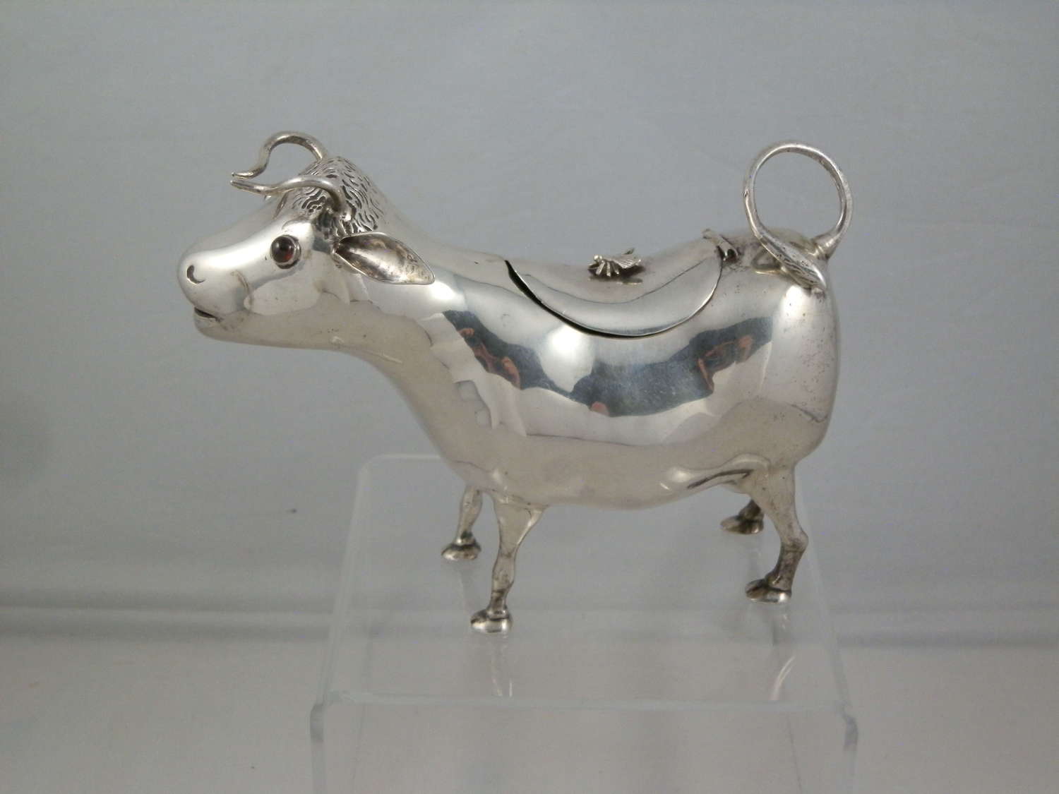 Victorian silver cow creamer, London 1900