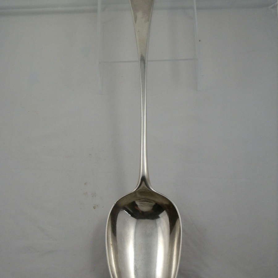 George III silver hanoverian hash spoon, London 1762