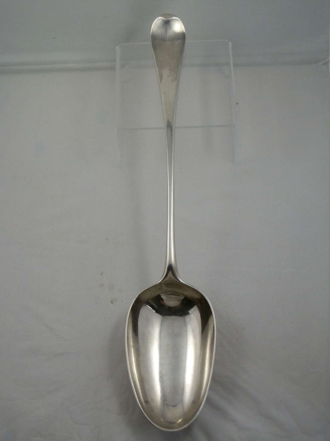 George III silver hanoverian hash spoon, London 1762