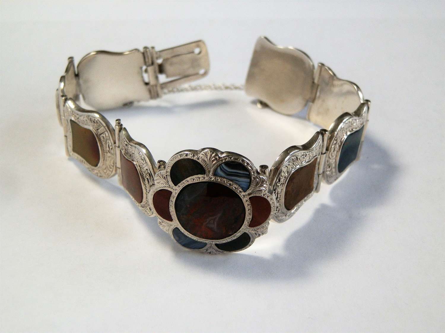 Scottish Victorian silver and agate bracelet, c. 1880
