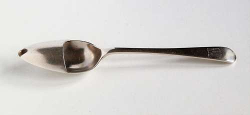 Silver medicine spoon, Sheffield 1936