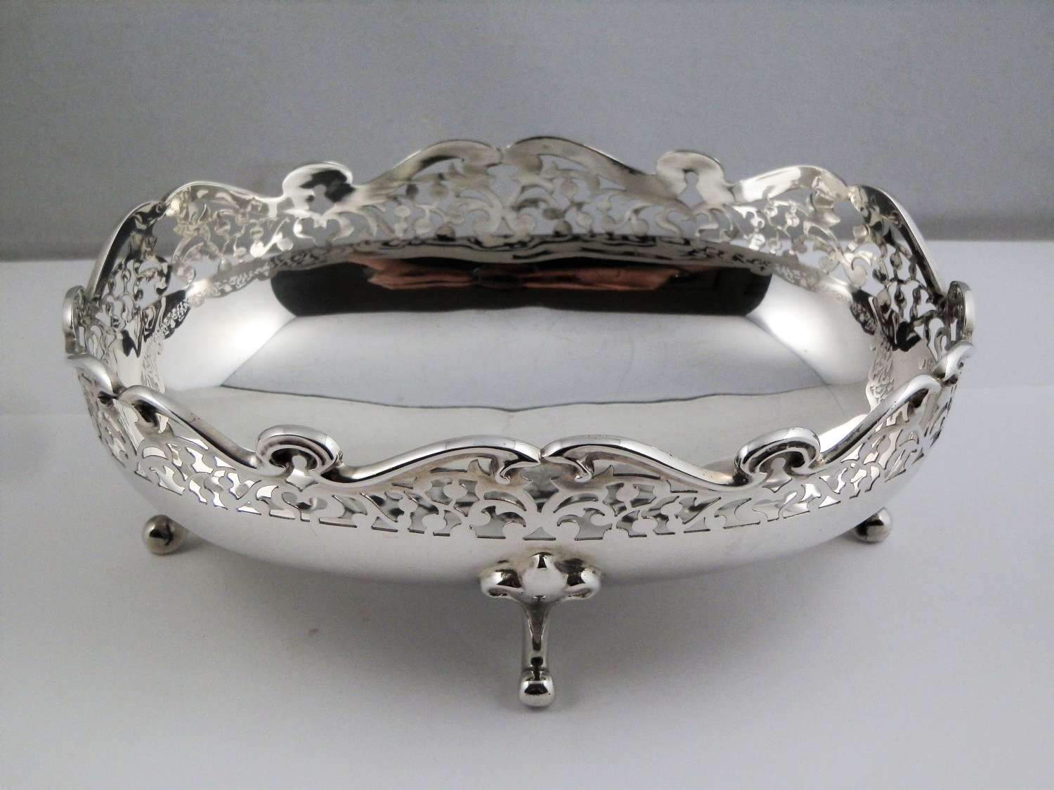 Edwardian silver fruit bowl, Birmingham 1903