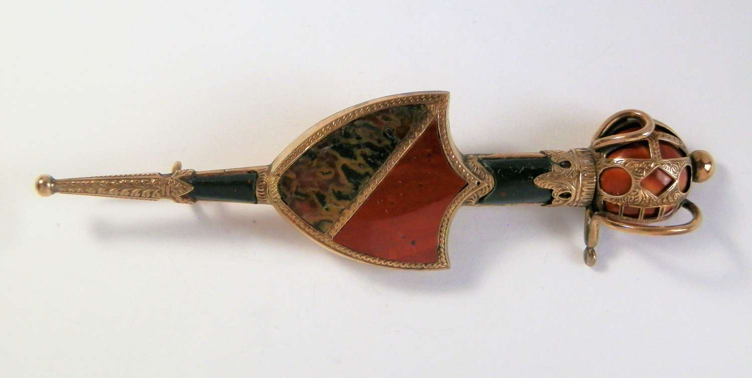 Victorian Scottish gold sword kilt pin, 1874
