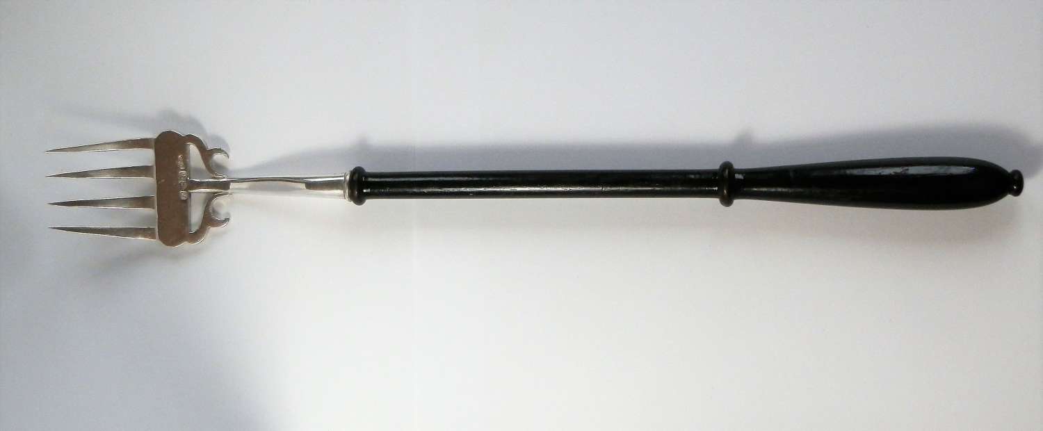 Victorian Chester silver toasting fork, 1895