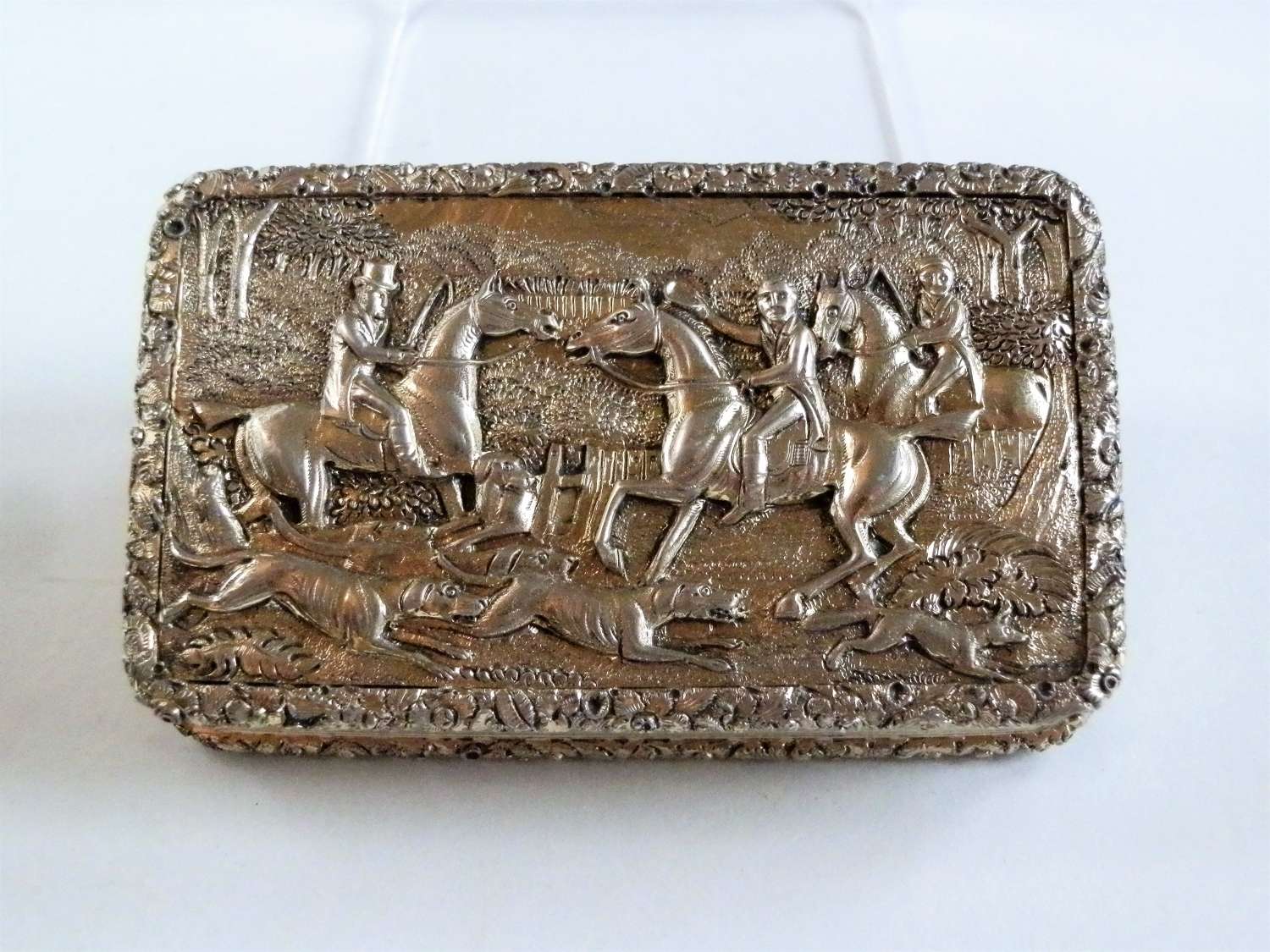 Georgian silver gilt hunting snuff box, Birmingham 1829