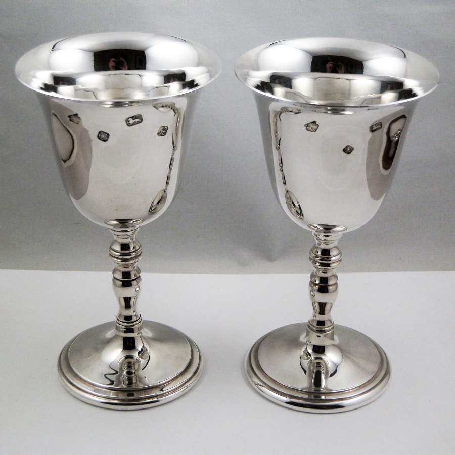 Pair of Elizabeth II silver wine goblets, 1975