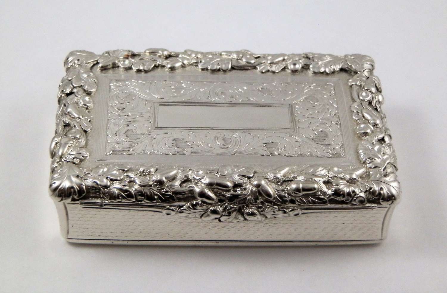 Victorian silver table snuff, Nathaniel Mills, 1839