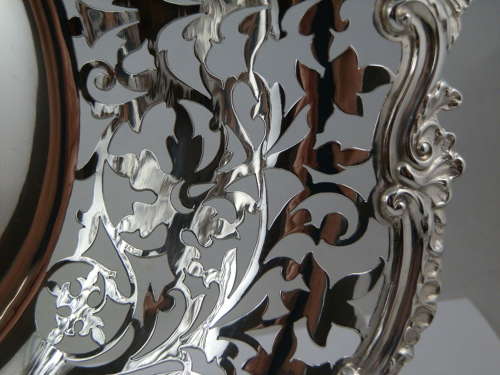 George V cased silver fruit basket, Sheffield 1914