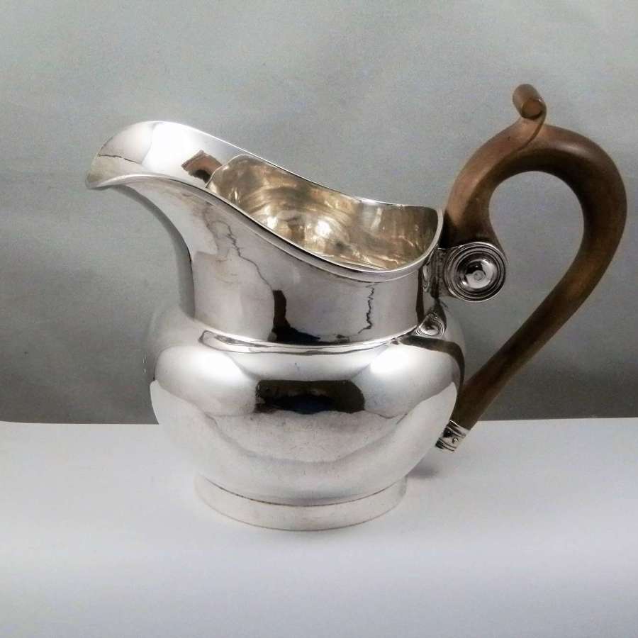 Victorian Scottish silver jug, Hamilton & Inches, Edinburgh 1874