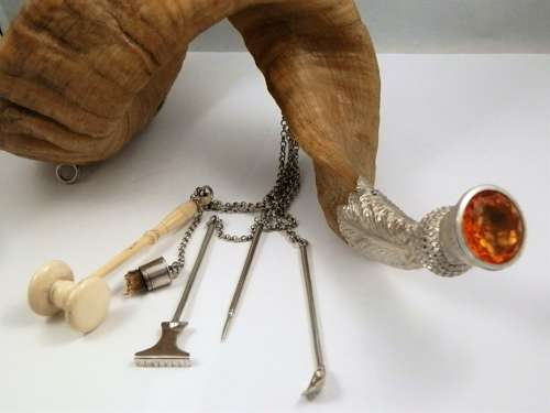 Early Victorian silver and ram's horn table snuff mull ,c.1850