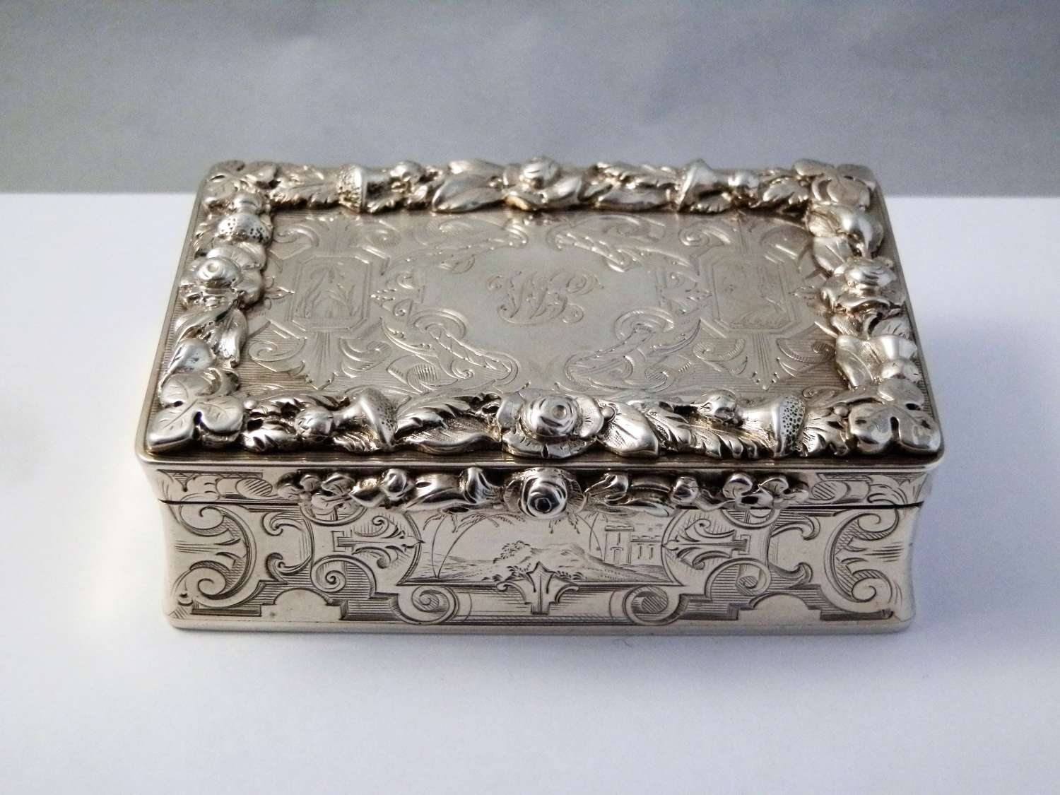 Victorian gothic style silver table snuff box, London 1845