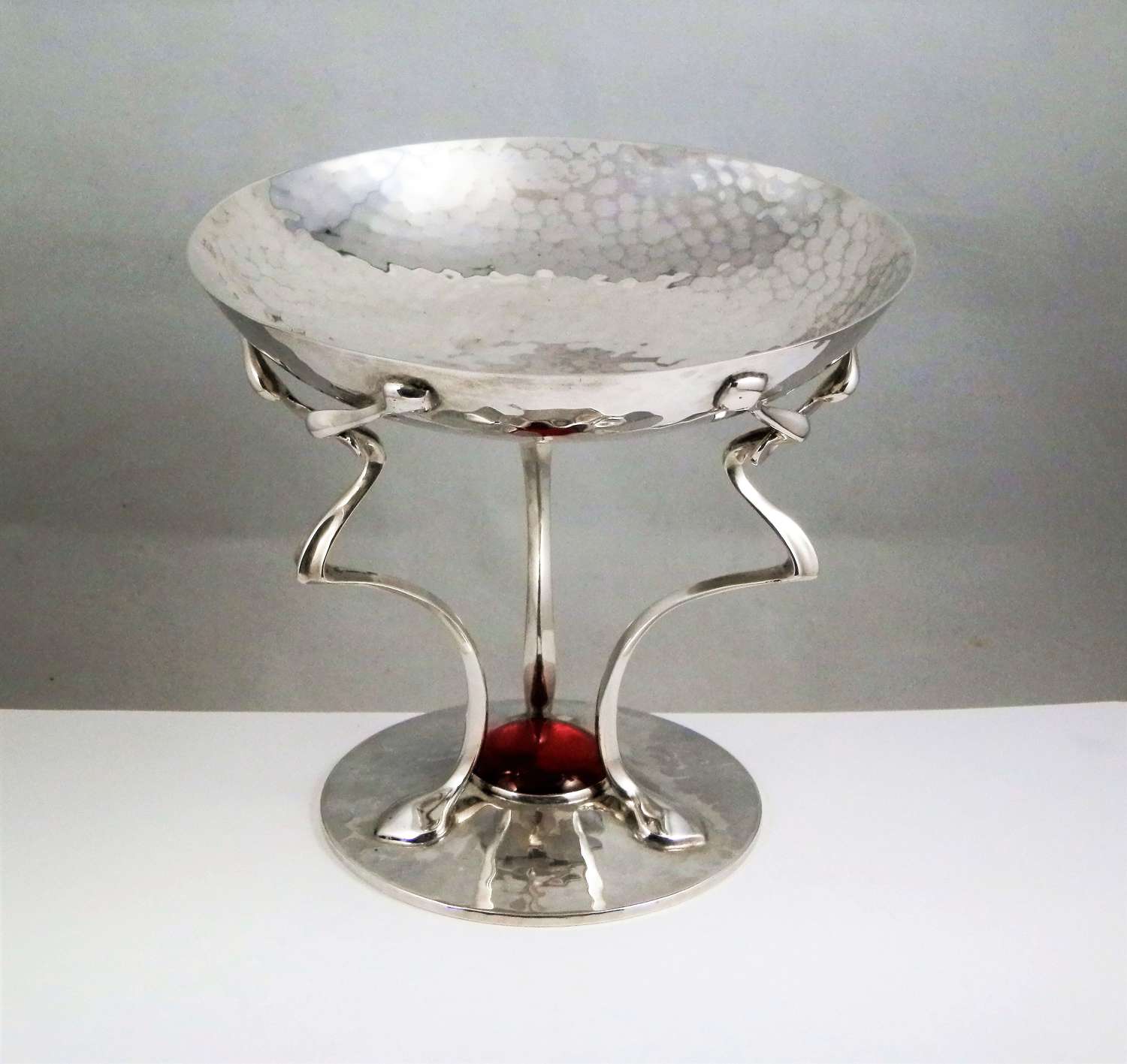 Art Nouveau silver tazza with cabouchon, John Round Sheffield 1904