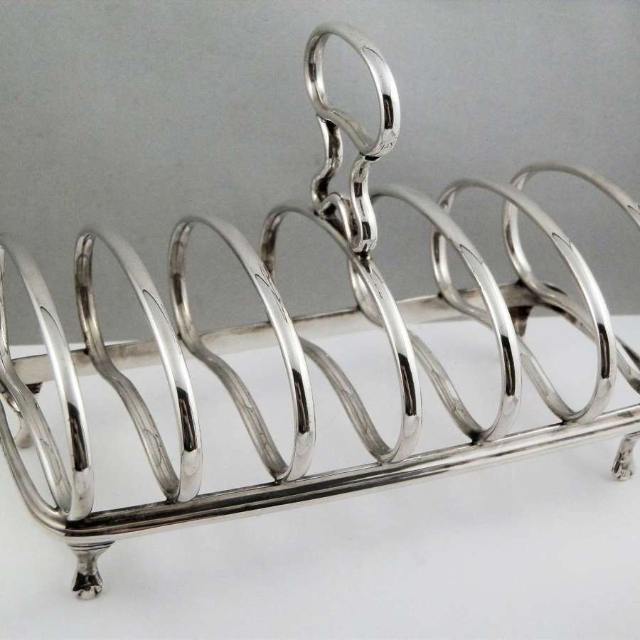 George V Chester silver toast rack, Blankensee & Son 1924
