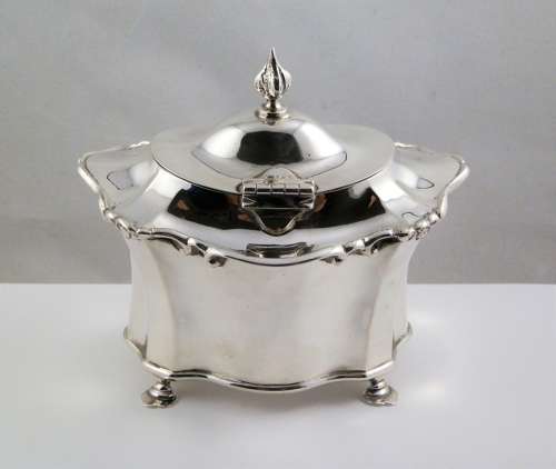 Edwardian Chester silver tea caddy, Nathan and Hayes 1905