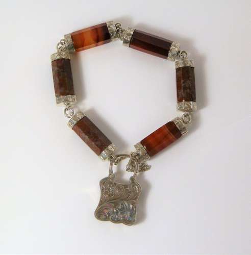 A Victorian Scottish silver and agate bracelet, c.1880