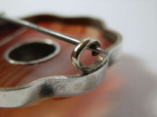 A Victorian Scottish silver and agate brooch, c.1880