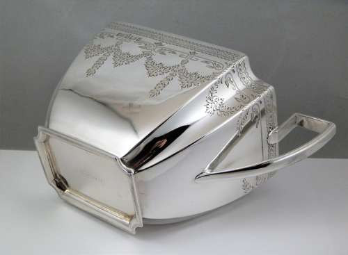 A Victorian silver 3 piece tea set by Henry Atkin 1891