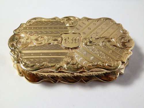 Victorian large silver gilt vinaigrette, Birmingham 1846