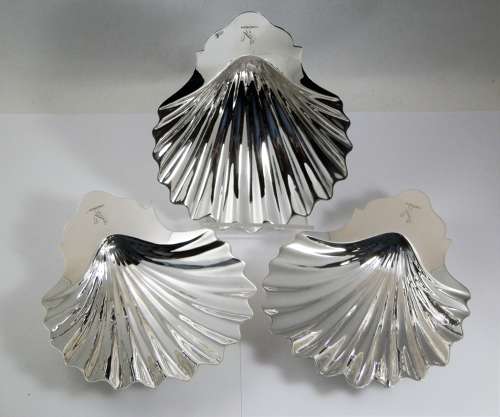 George III 3 shell butter dishes, William Plumber 1775