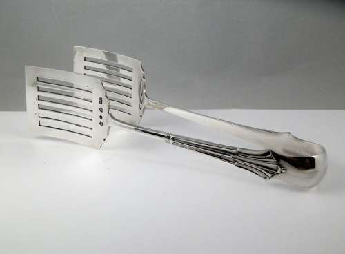 Scottish silver sandwich or cake tongs, Edinburgh 1912