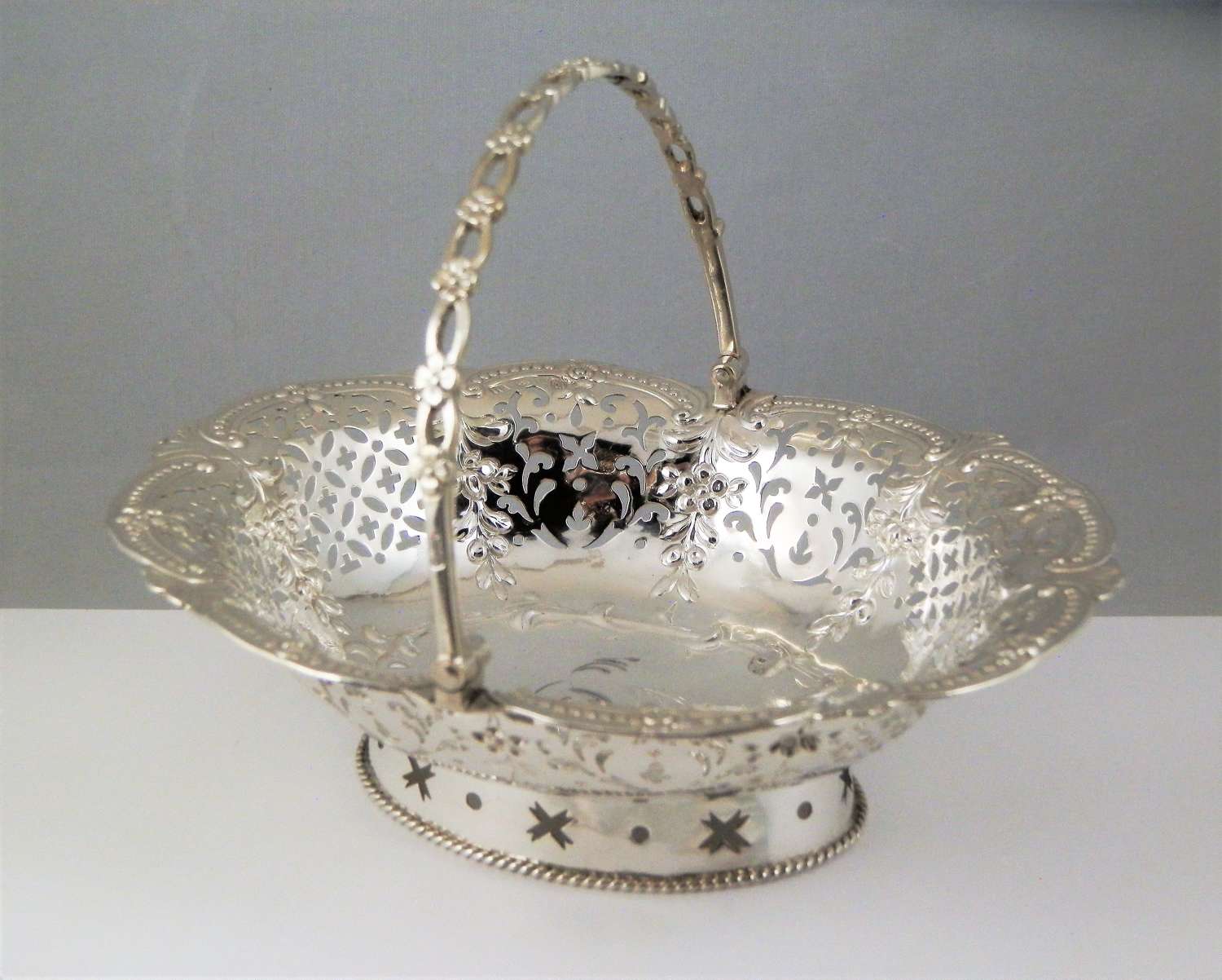 George III silver bonbon basket, William Vincent, London 1775
