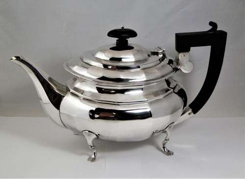 Edwardian silver 3 piece tea set, Chester 1911