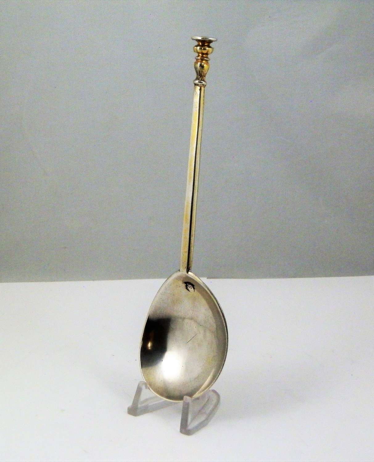 A Charles I seal top spoon, London 1637