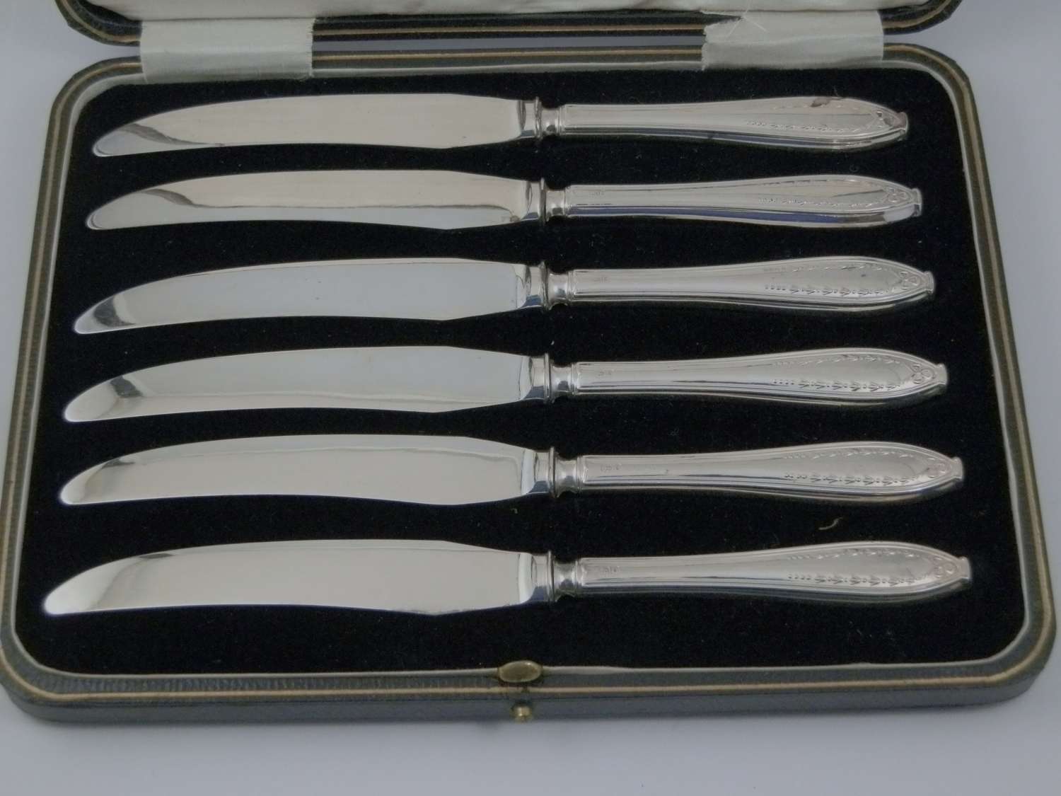 Set of 6 silver side knives, Charles Barker, Sheffield 1924