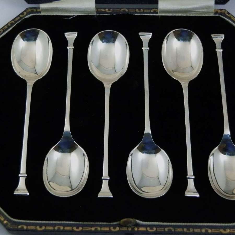 George V set of 6 silver tea spoons, Charles Barker 1924