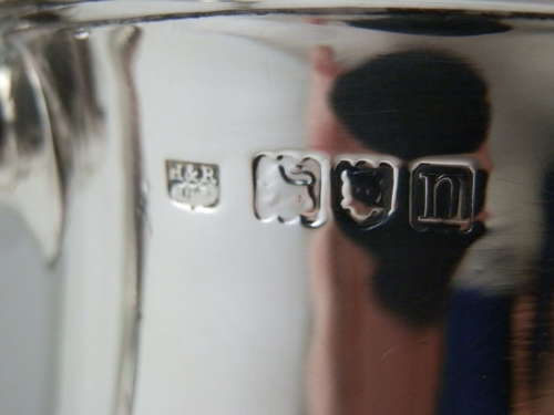 Edwardian silver half pint tankard, London 1908, Hunt & Roskill