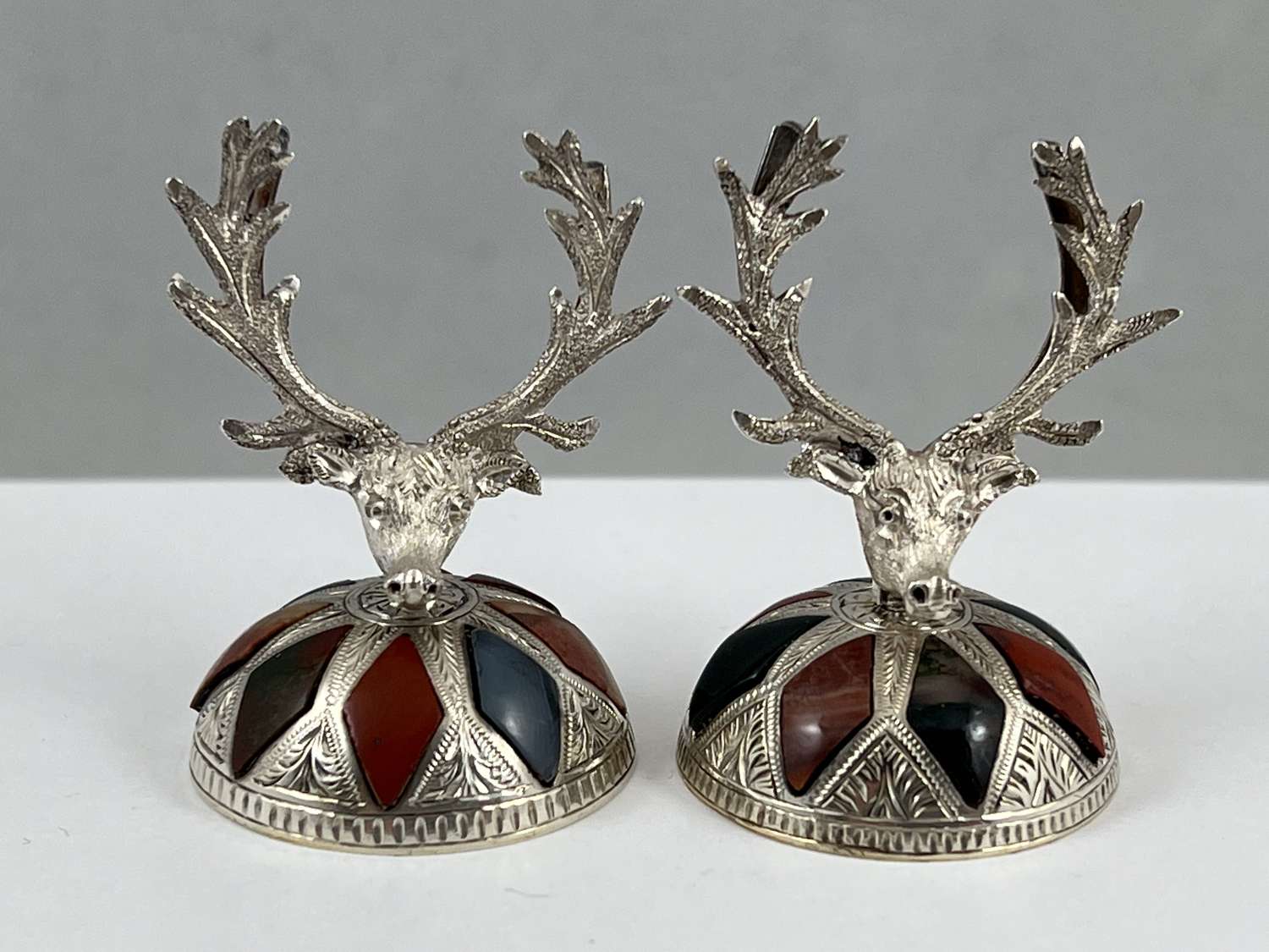 Victorian Scottish silver and agate stag menu holders. c.1880