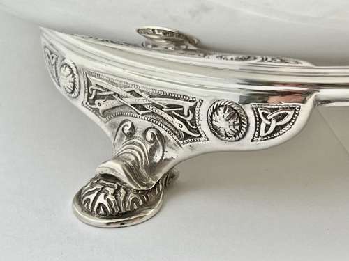 George V silver celtic revival fruit bowl, Elkington 1913