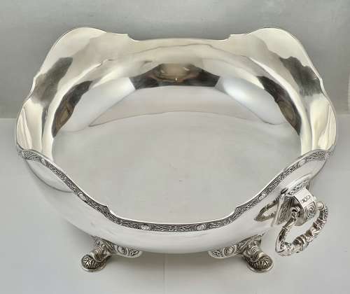 George V silver celtic revival fruit bowl, Elkington 1913
