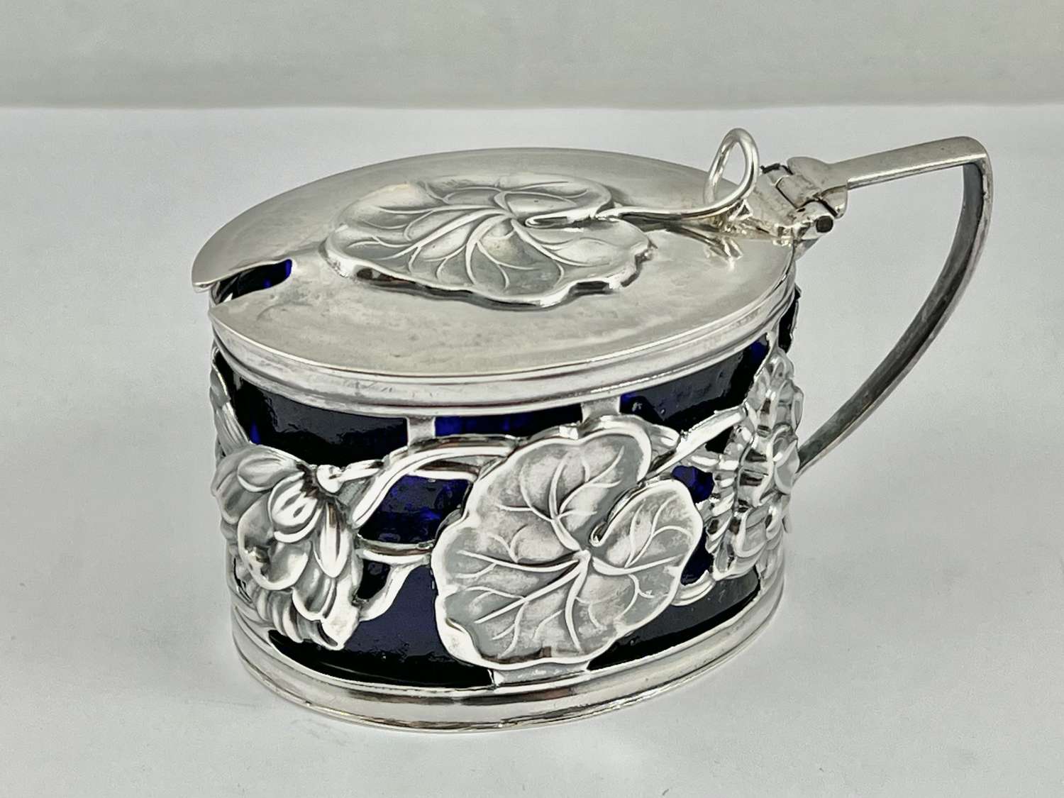Art Nouveau Edwardian silver mustard pot, Samson Mordan 1902