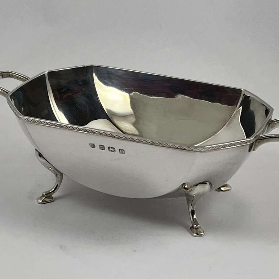 George VI Art Deco 2 handled silver dish, Birmingham 1938