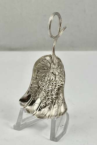 William IV antique silver, grape and vine caddy spoon, 1835