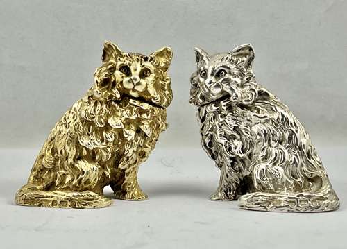 Elizabeth II silver gilt cat condiment set, Birmingham 2004