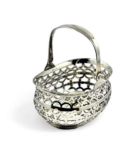 Victorian antique silver bonbon basket, Birmingham 1894.