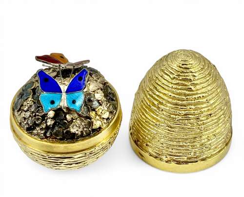 Elizabeth II silver gilt novelty surprise egg, Stuart Devlin, London 1975