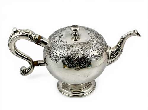 George II Scottish antique silver bullet teapot, Edinburgh 1742.