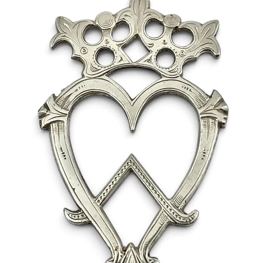 Victorian antique Scottish silver Luckenbooth brooch, Inverness c.1875